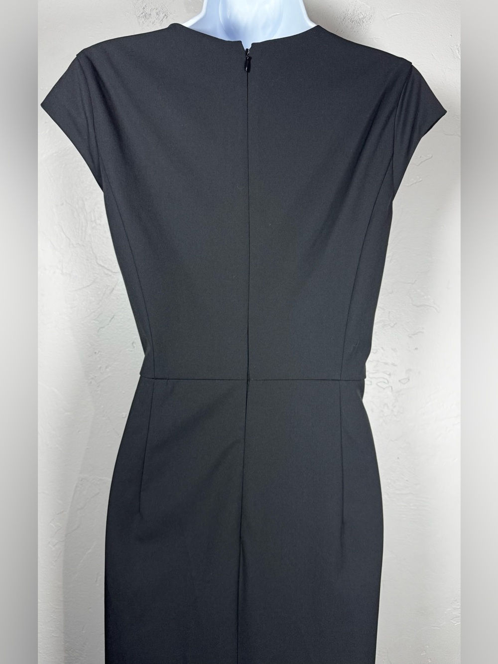 Ann Taylor Factory $119 Black V-Neck Midi Sheath Office Dress Size 6 - Picture 6 of 8